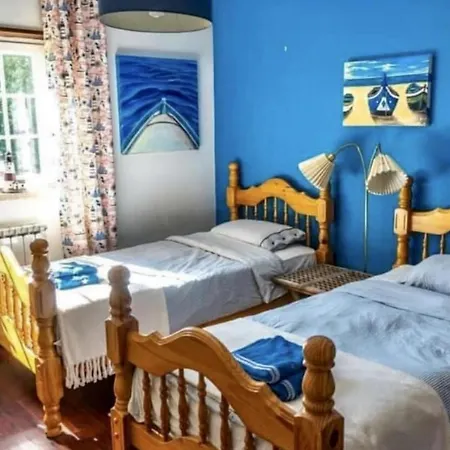 Nyaraló Sleeps 8 With Pool & Horses