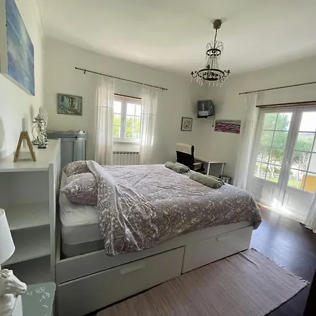 Dom wakacyjny Sleeps 8 With Pool & Horses