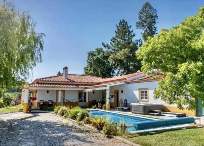 Sleeps 8 With Pool & Horses * Alcobaça