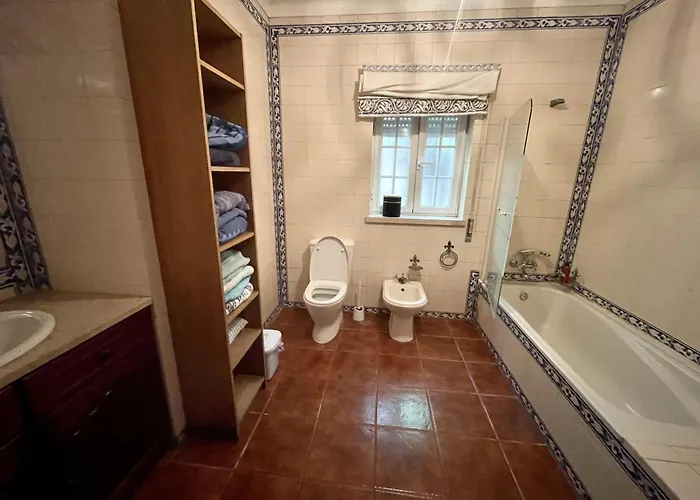 Sleeps 8 With Pool & Horses Alcobaça